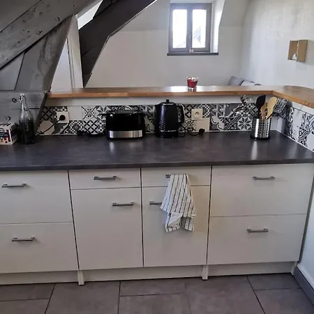 Apt Cozy Refait A Neuf A 5Min Du Centre Ville Saint-Hilaire-du-Harcouet Exterior photo